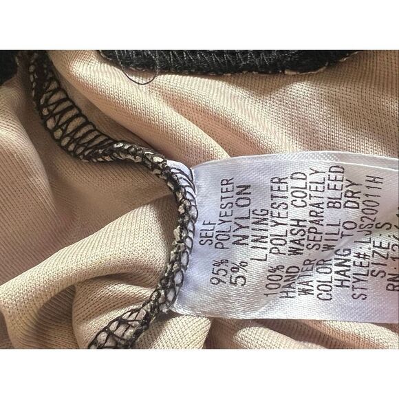 Latiste by Amy Small black mesh floral flower embroidered bodysuit long sleeve - Picture 5 of 5